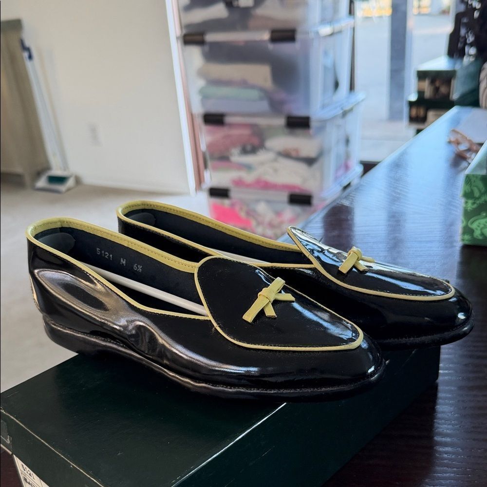 Black and Green Women's Loafers